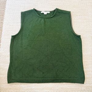 St. John Knit Sleeveless Shell Top Women's Petite Green Santana Knit Side Zip